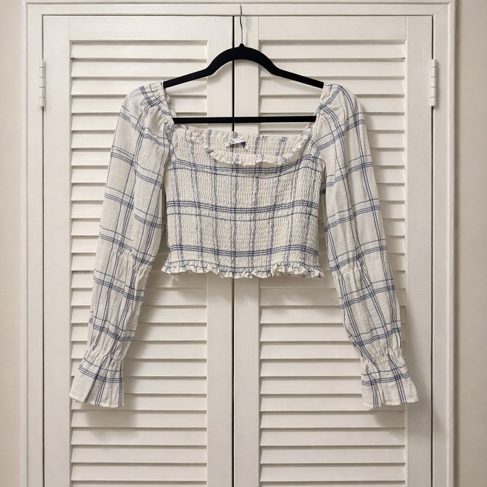 ZARA 💙 Plaid Smocked Long Sleeve Top